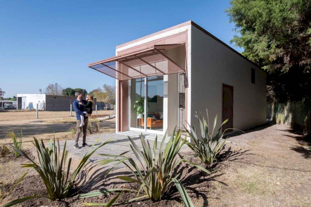 asi-es-la-casa-modular-creada-por-argentinos-que-es-transportable-y-se-exporta-al-mundo