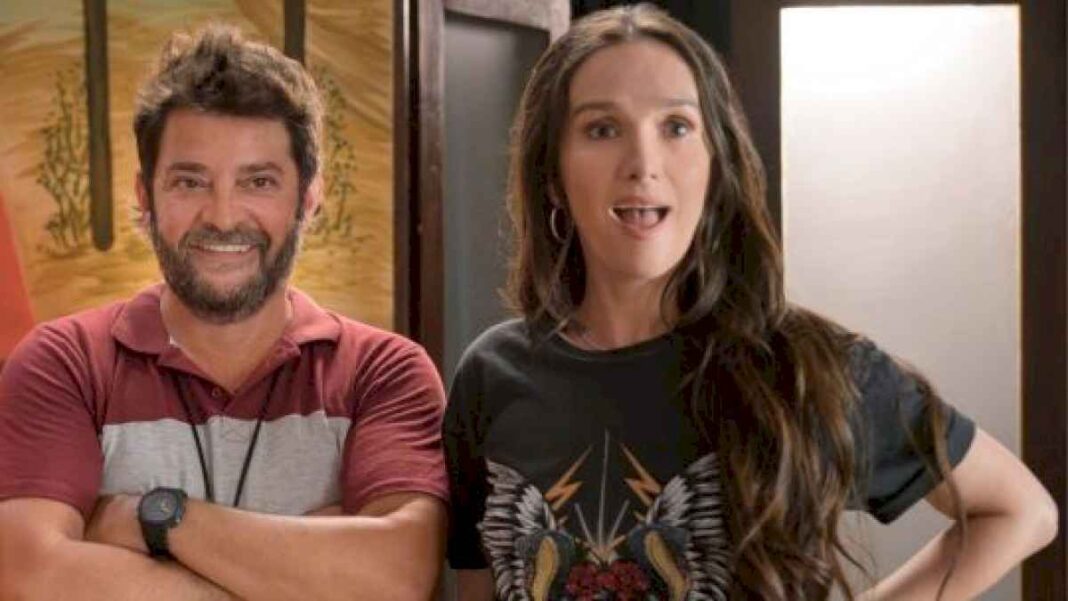 natalia-oreiro-y-pablo-rago-se-reencuentran-en-campamento-con-mama:-como-ser-padres-«cancheros»-sin-morir-en-el-intento